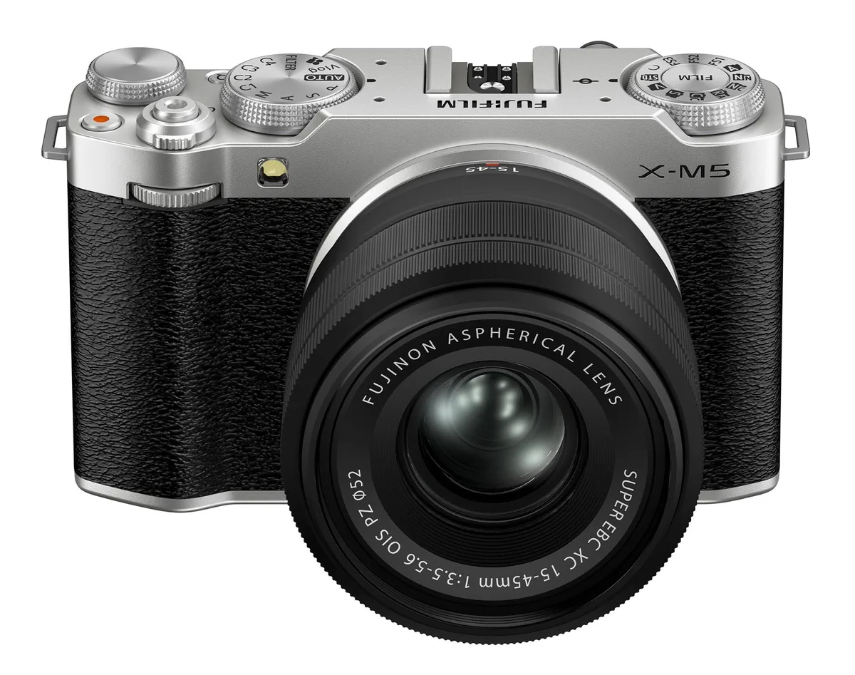 FUJIFILM FUJIFILM X-M5 Mirrorless Camera XC15-45mmF3.5-5.6 OIS PZ Lens Kit Silver — product photo
