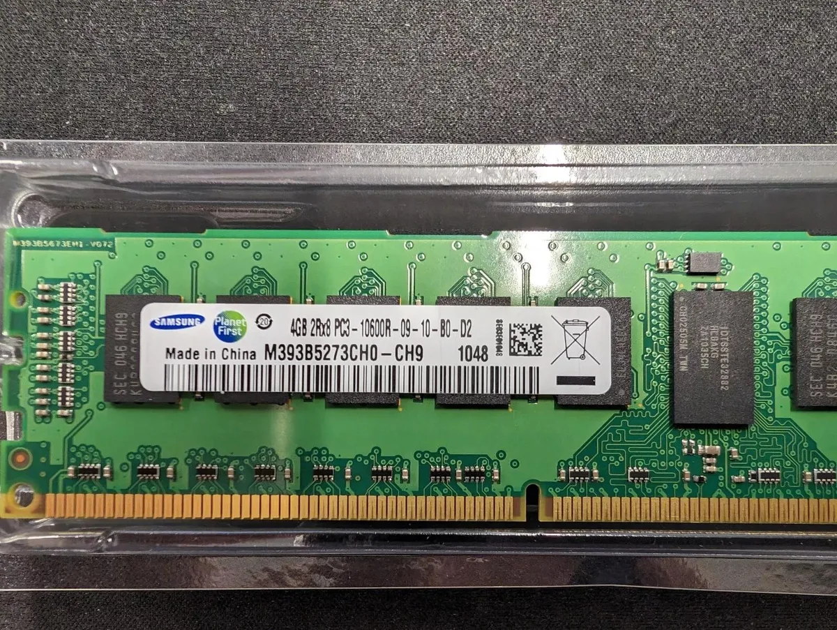 SAMSUNG SAMSUNG M378B5273CH0-CH9 4GB 2Rx8 DDR3 1333MHz 1.5V Desktop RAM — product photo
