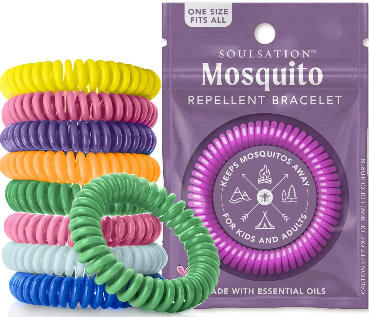 Thirty stretchy mosquito-repellent bands in individual resealable bags