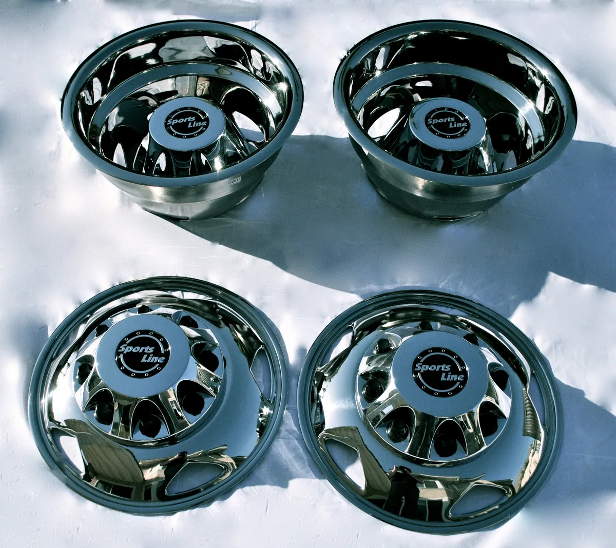 Shininest Industries Shininest Industries 17" Stainless Steel Dually Wheel Simulator Set 2011~Current GM/Chevy 3500HD — product photo