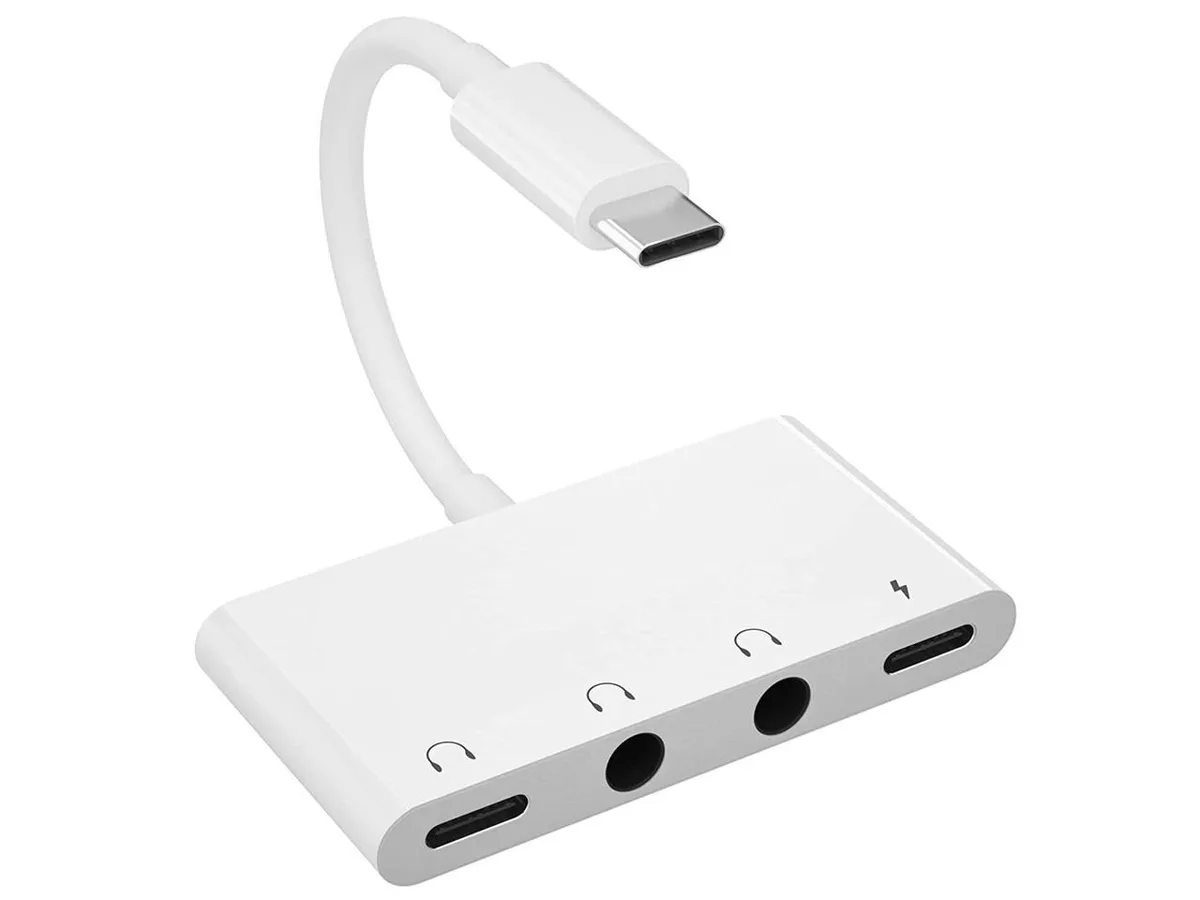 BONAEVER BONAEVER USB-C to 3.5mm Adapter with Charging — product photo