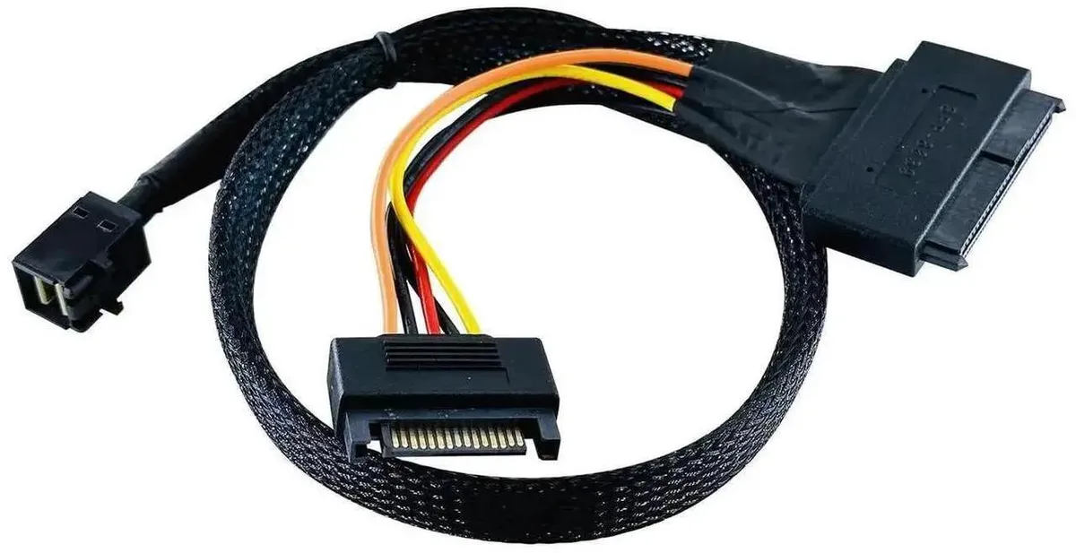 SMUGDESK SMUGDESK SFF-8643 Mini SAS HD to SFF-8639 U.2 NVMe SSD Cable 80cm 15-pin SATA Power — product photo