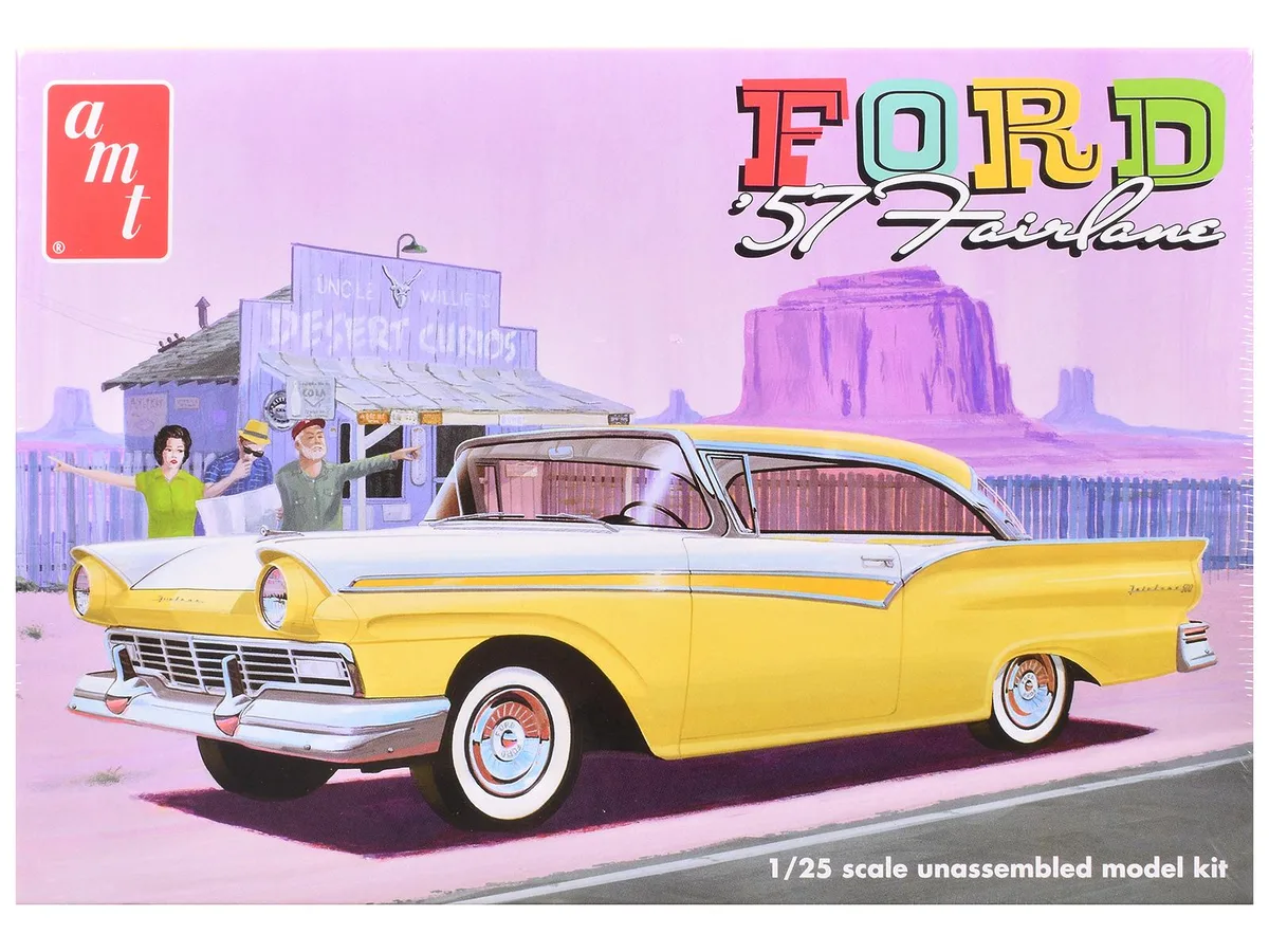 AMT AMT AMT1533 1/25 Scale 1957 Ford Fairlane Hardtop 3-in-1 Model Kit — product photo