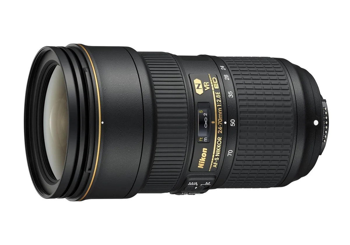 Nikon Inc Nikon AF-S FX NIKKOR 24-70mm f/2.8E ED VR camera kit — product photo