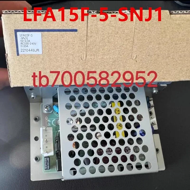 KHACHIMO KHACHIMO LFA15F 15W ATX 80 PLUS Gold power supply — product photo