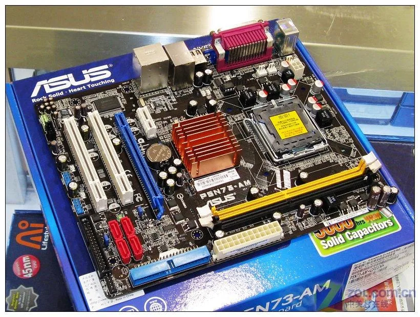 ASUS ASUS P5N73-AM LGA 775 DDR2 4GB Micro ATX Intel motherboard — product photo
