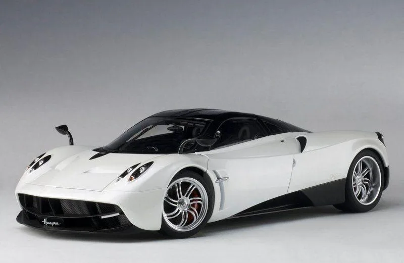Autoart Autoart Pagani Huayra White 1/12 Vehicle — product photo