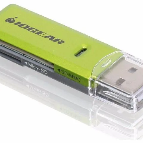 IOGEAR IOGEAR GFR204SD Card Reader — product photo
