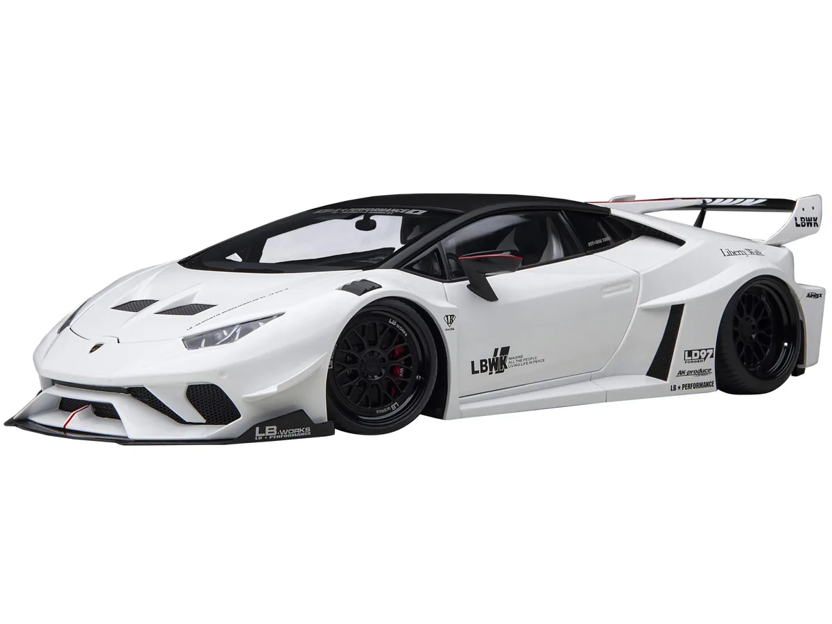 Autoart Autoart Lamborghini Huracan GT LB-Silhouette Works White Black 1/18 hobby collectible — product photo