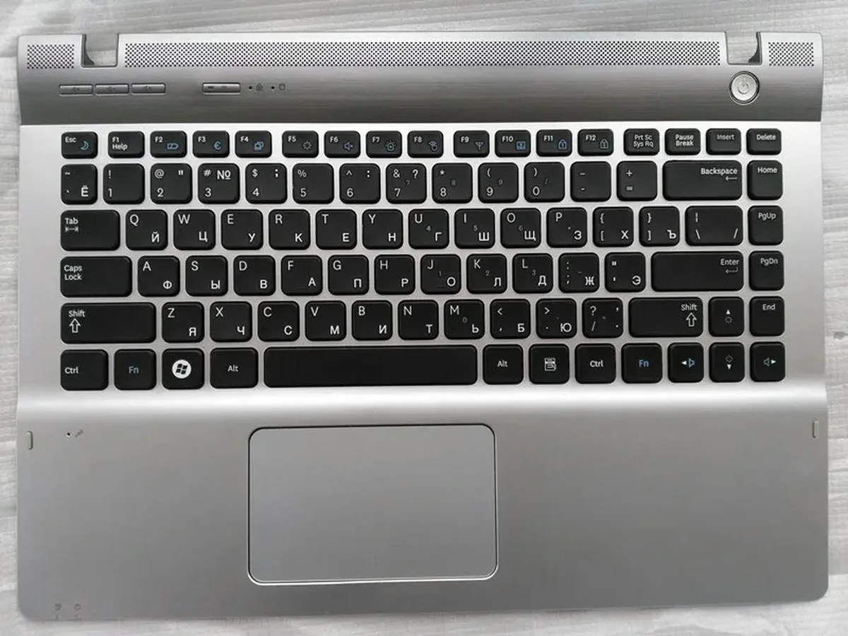 OIAGLH OIAGLH Russian Laptop Keyboard QX310 QX311 QX412 BA75-02706C RU — product photo