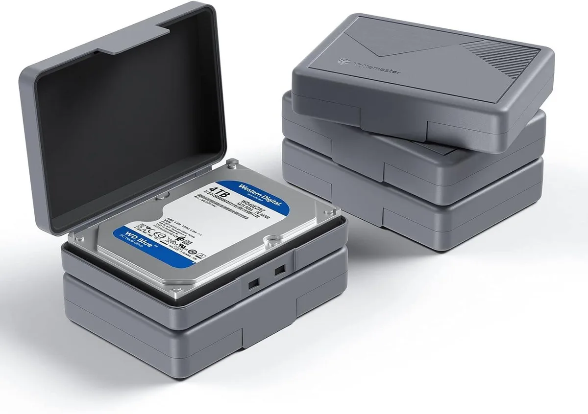 Yottamaster Yottamaster 3.5" Hard Drive Case 5-Pack Gray — product photo