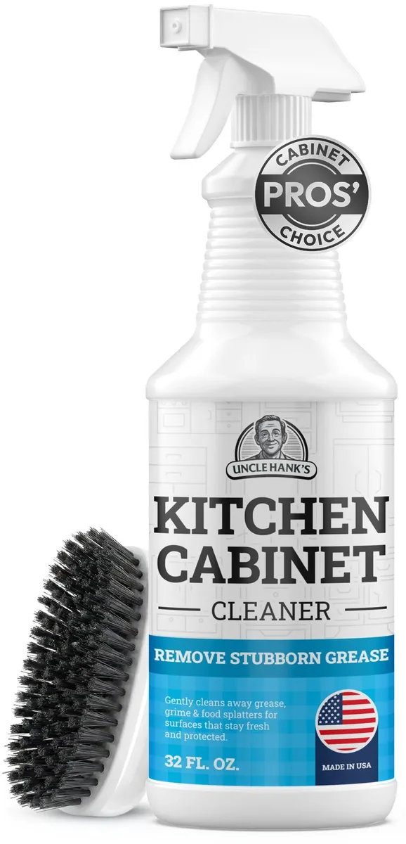 32oz spray bottle and cleaning brush