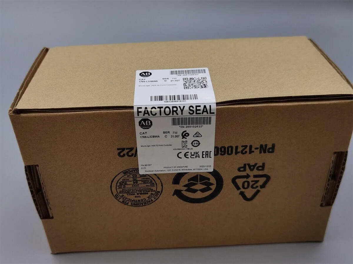 BFKK BFKK 1766-L32BWA SER C MicroLogix 1400 32 Point Controller power adapter — product photo