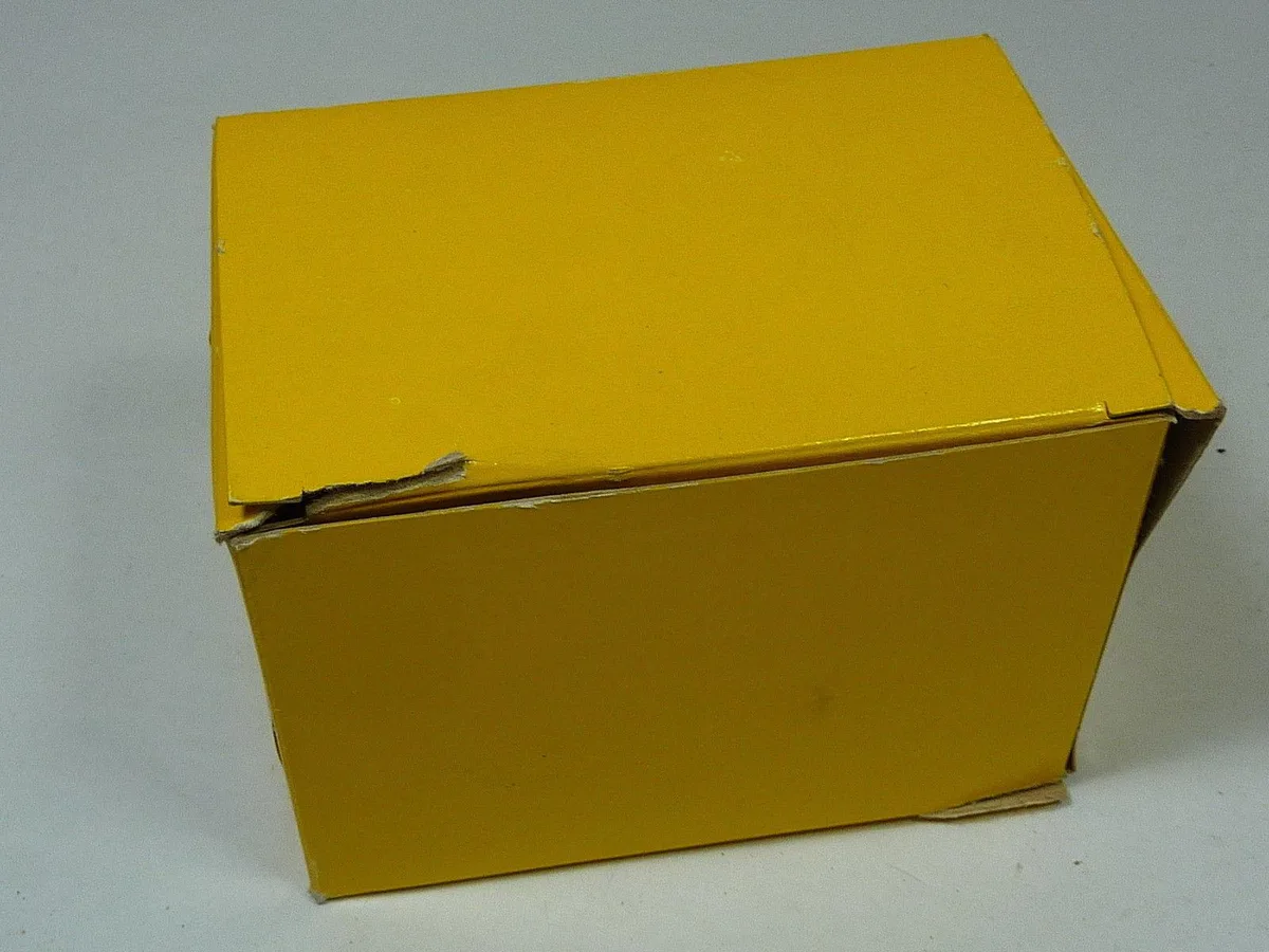 Hubbell Incorporated Hubbell Incorporated HBL2311SW Watertight Locking Plug L5-20P 20 A 125V IP66 — product photo