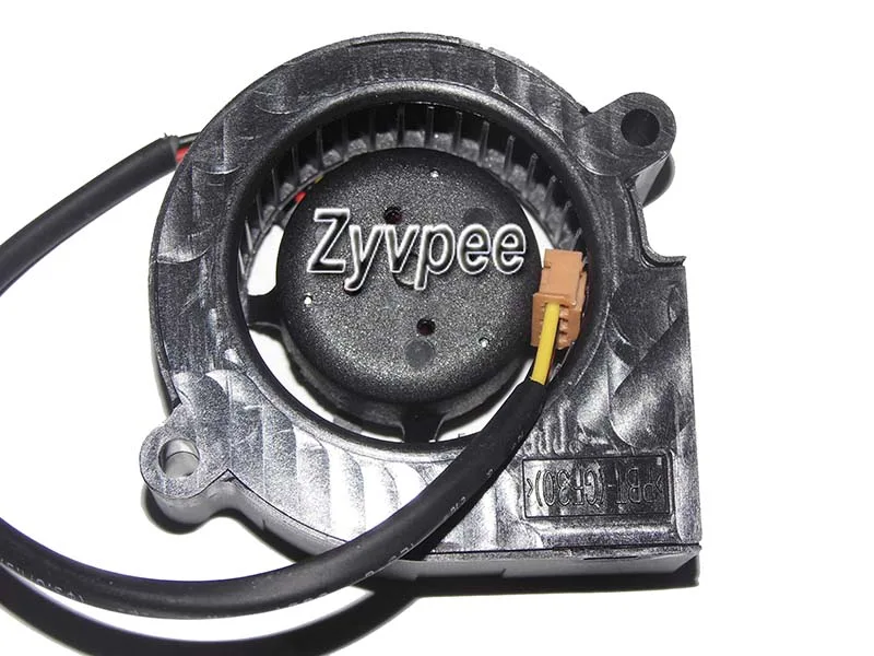 Zyvpee Zyvpee AB05012DX200600 OXC 50mm 12V 0.15A 3-pin blower case fan — product photo