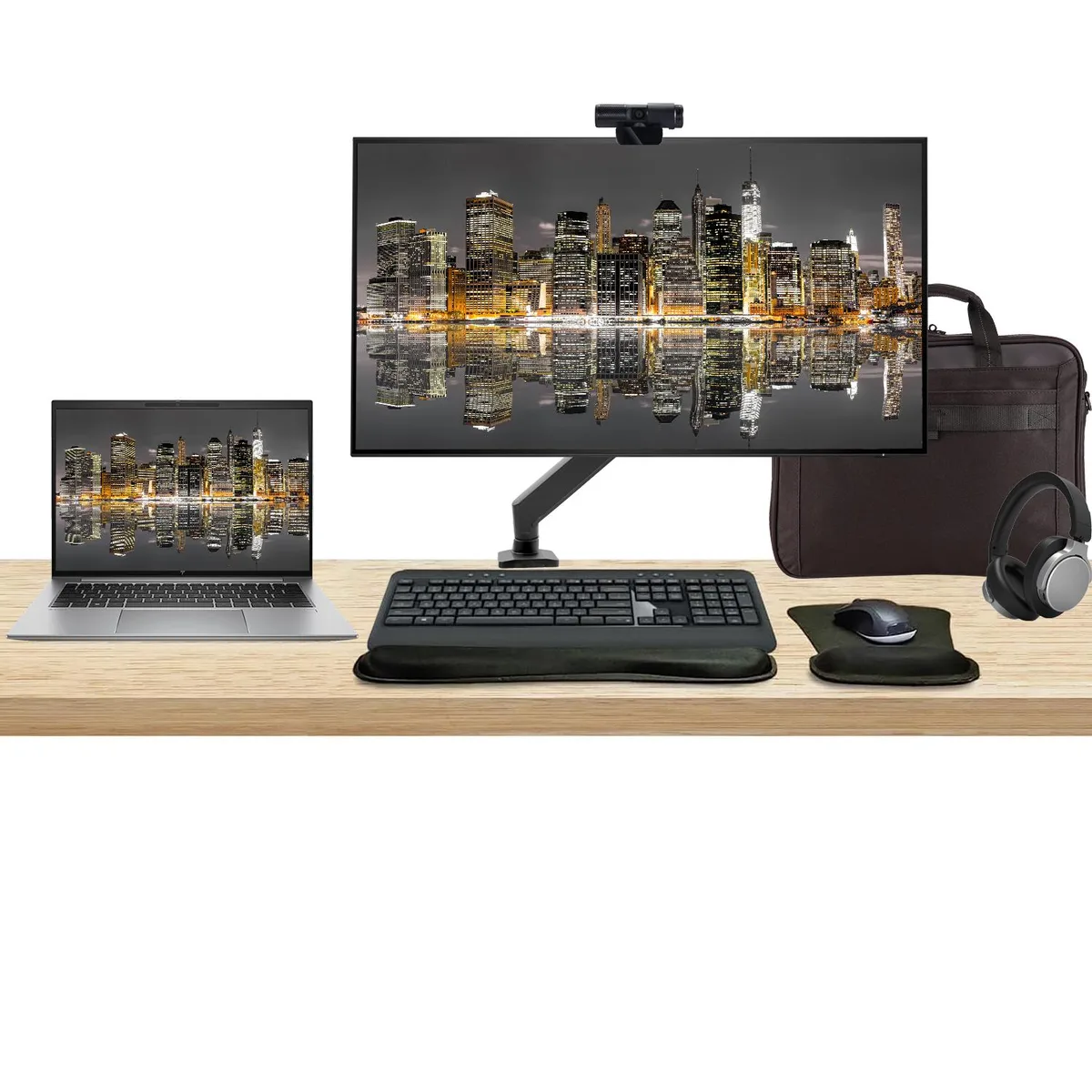 HP HP ZBook Firefly G10 14" Ryzen 7 Pro 32GB 1TB Windows 11 Pro Bundle — product photo