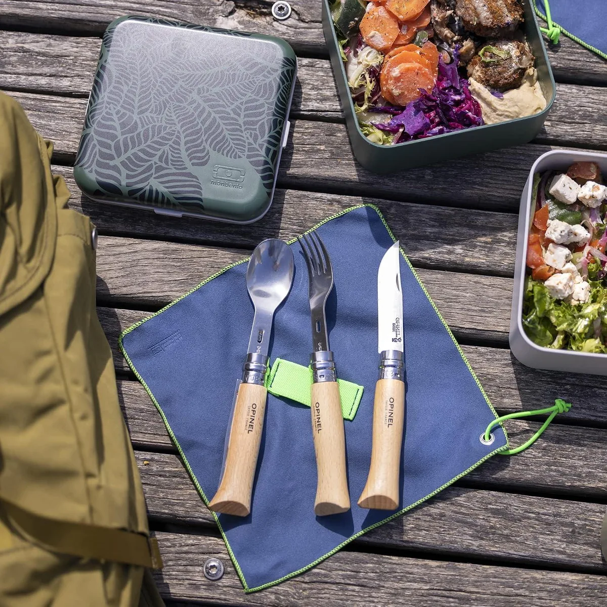 Opinel Picnic+ set: No. 08 folding knife with beech wood handle, fork and spoon inserts, microfiber case