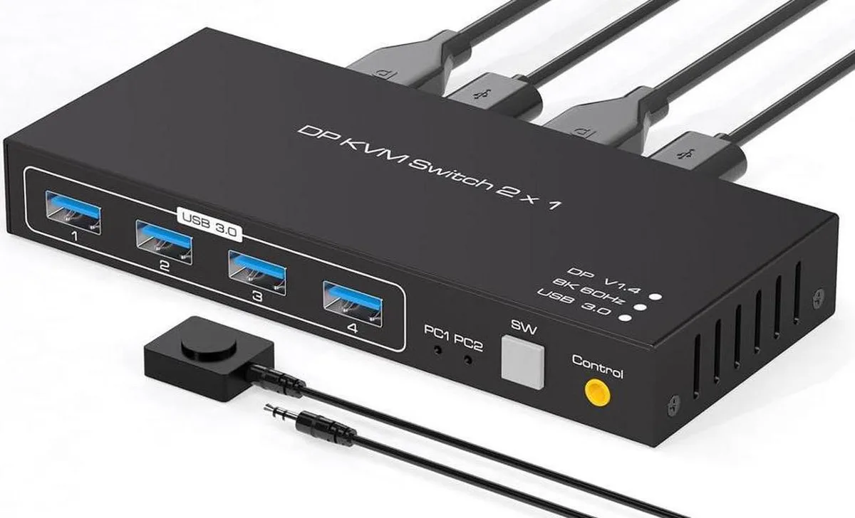 Vszerda Vszerda USB 3.0 DP 1.4 KVM Switch 2 PC 8K60 4K120 4K144 4×USB 3.0 Wired Remote — product photo