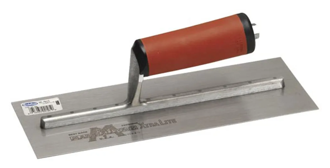 Marshalltown Trowel Marshalltown Trowel MXS81D 18 in square-end finishing trowel hand tool — product photo