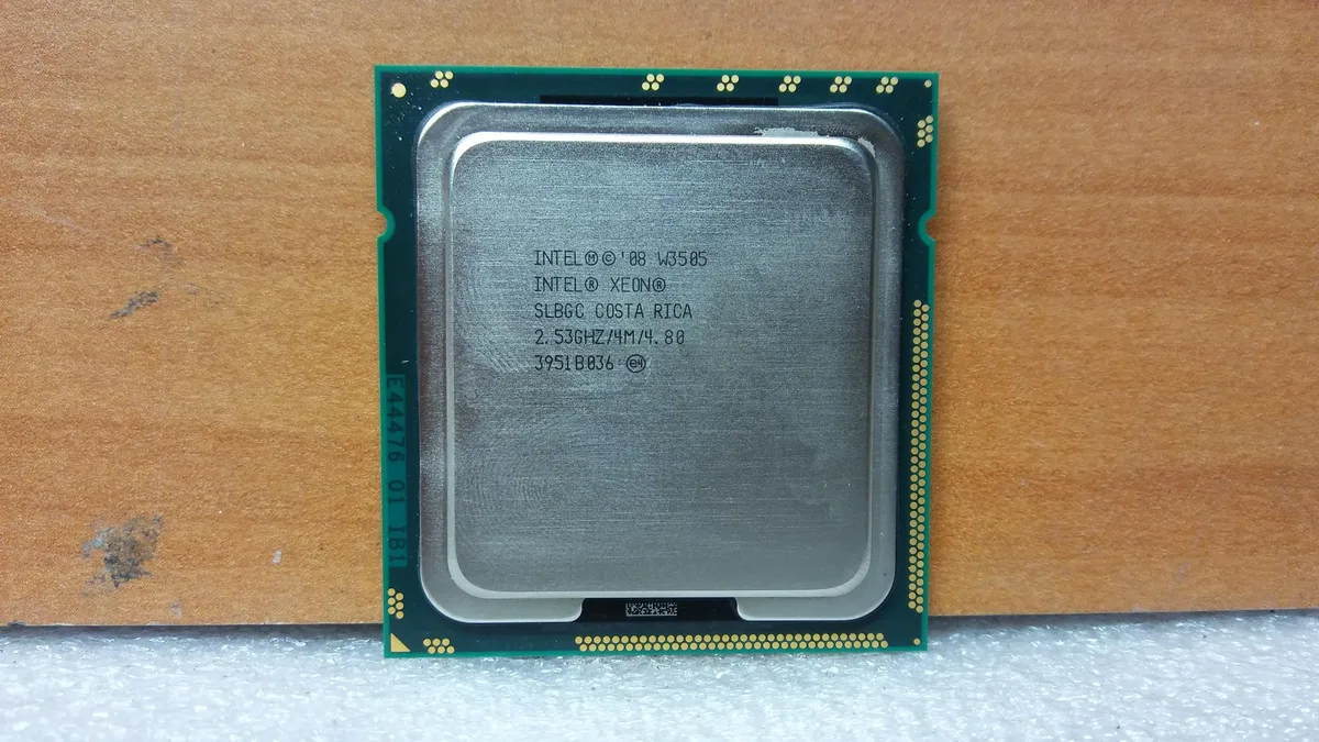 Intel Intel Xeon W3505 Dual-Core 2.53 GHz Switch Module — product photo