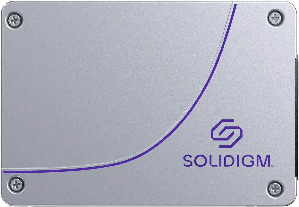 Solidigm Solidigm SSDSC2KG038TZ1Z D3-S4620 3.84TB SATA 2.5" internal SSD — product photo