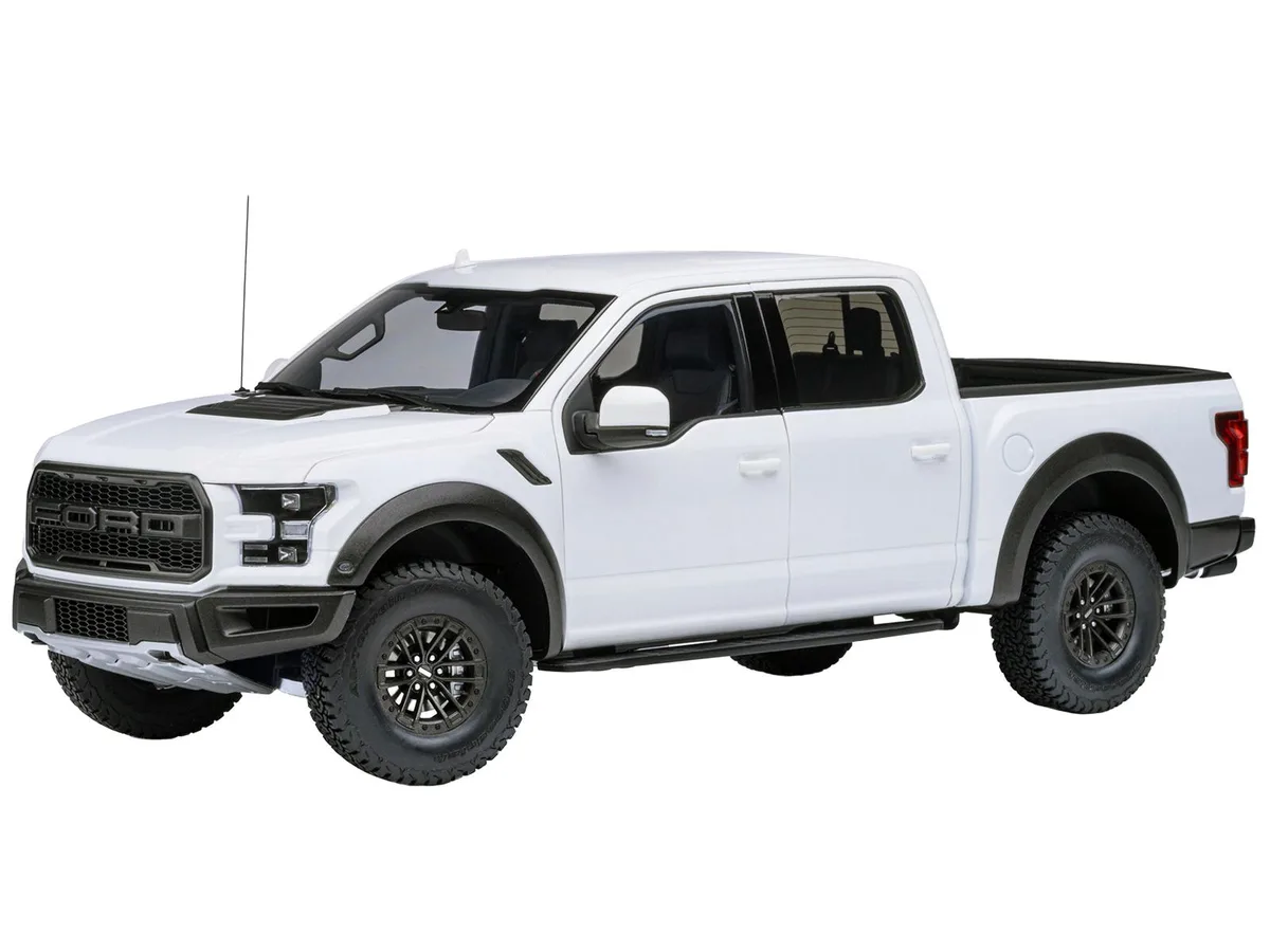Autoart Autoart 2019 Ford F-150 Raptor Oxford White 1/18 Hobby Collectible — product photo