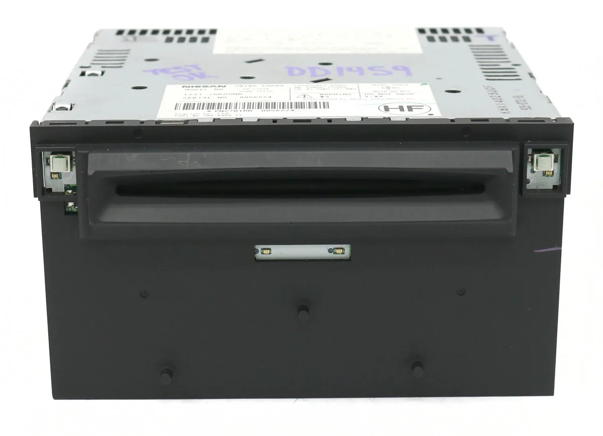 1 Factory Radio 1 Factory Radio PN-2701B 2006-2007 Infiniti M35 M45 AM FM 6 Disc CD Receiver — product photo