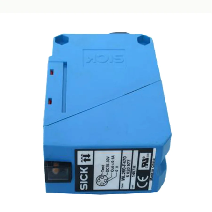 Sick Sick WL260-F470 Photoelectric Retro-Reflective Sensor PNP — product photo