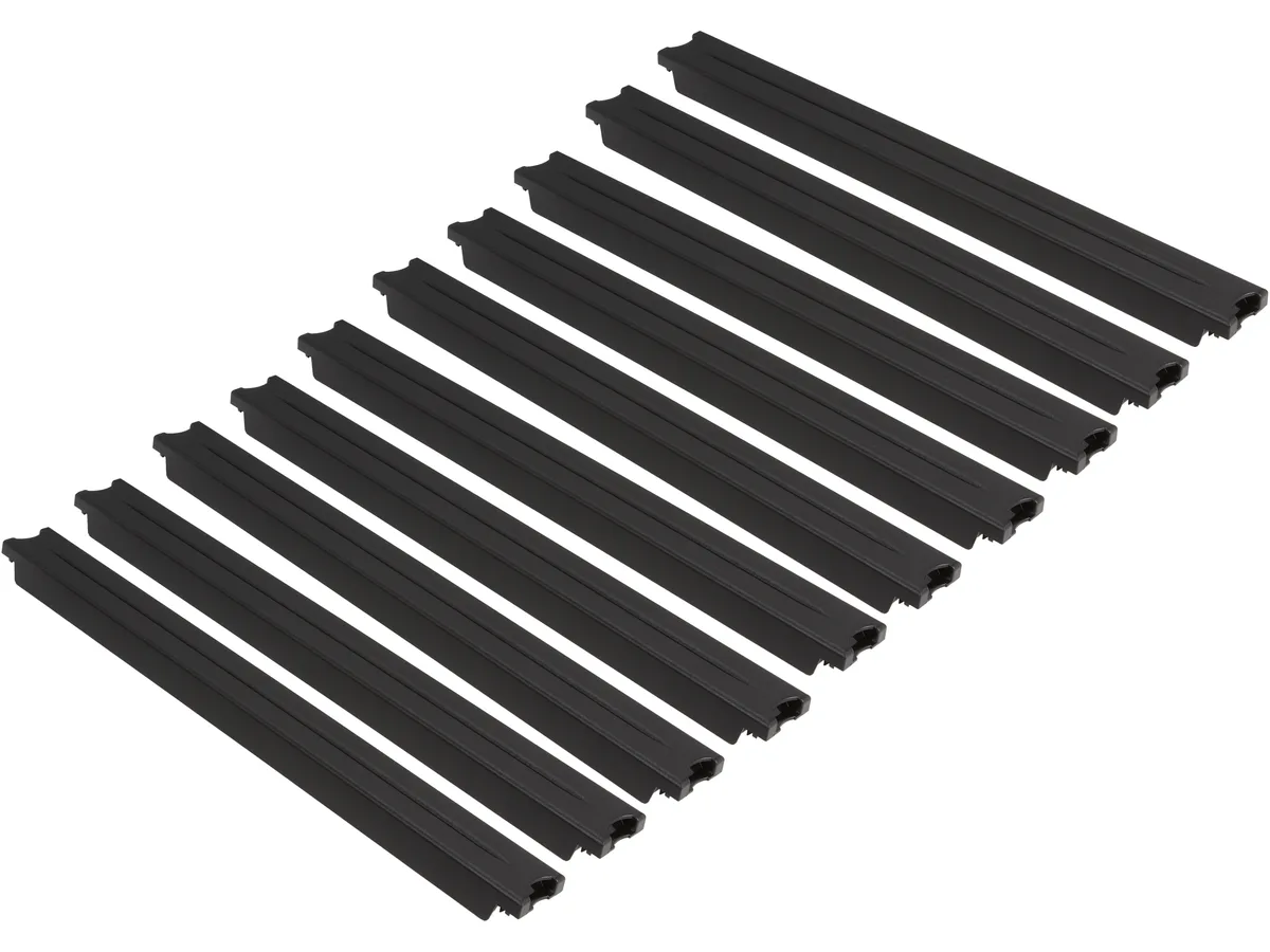 APC APC AR8136BLK 1U 19" Black Toolless Blanking Panel Qty 10 — product photo