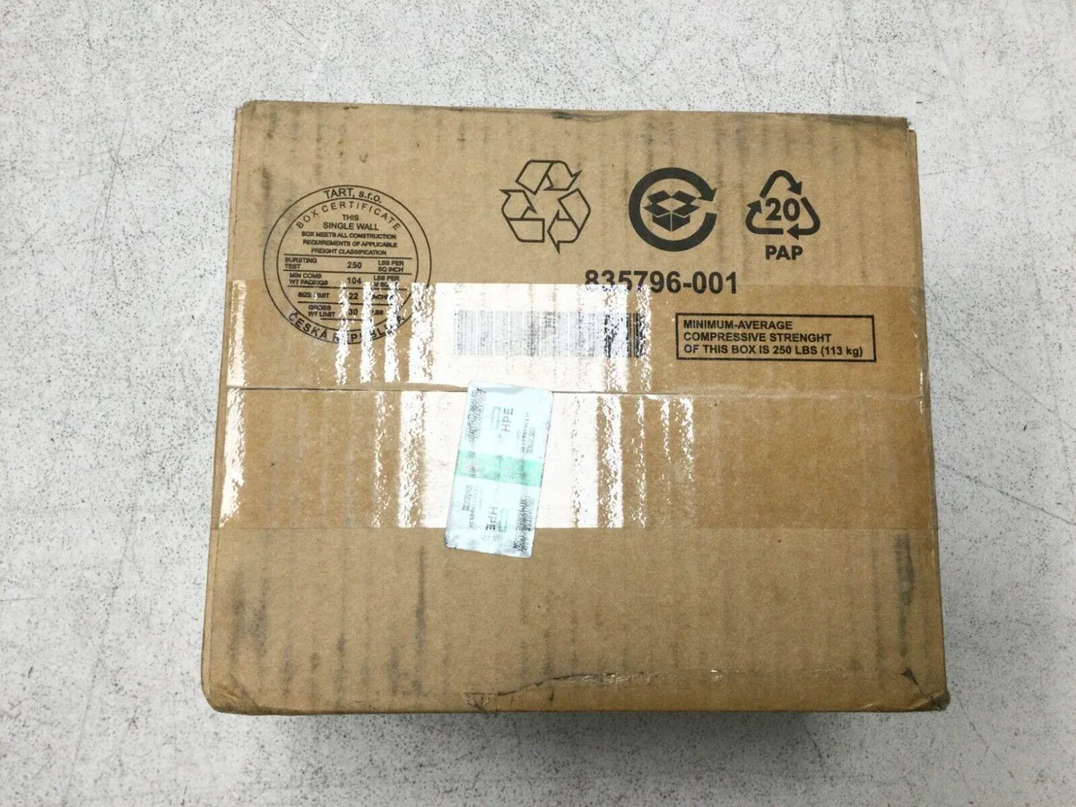 HPE HPE MO001600PXDCC 1.6 TB SAS 2.5 in internal SSD accessory — product photo