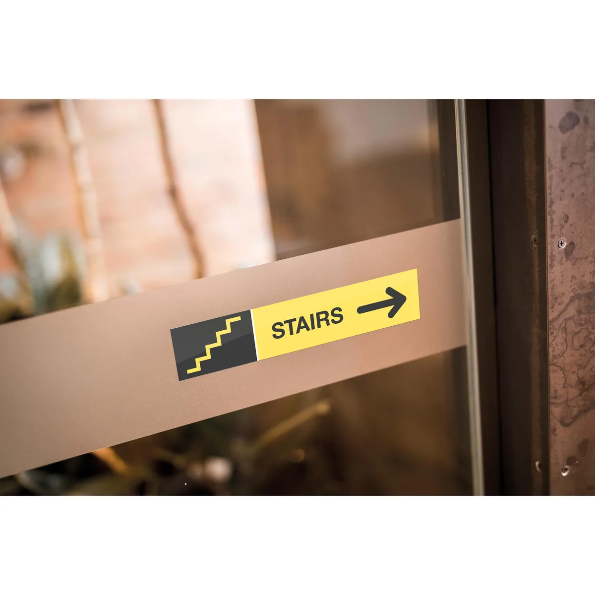 Brother Brother CZ1004 1" x 16.4 ft ZINK label roll — product photo