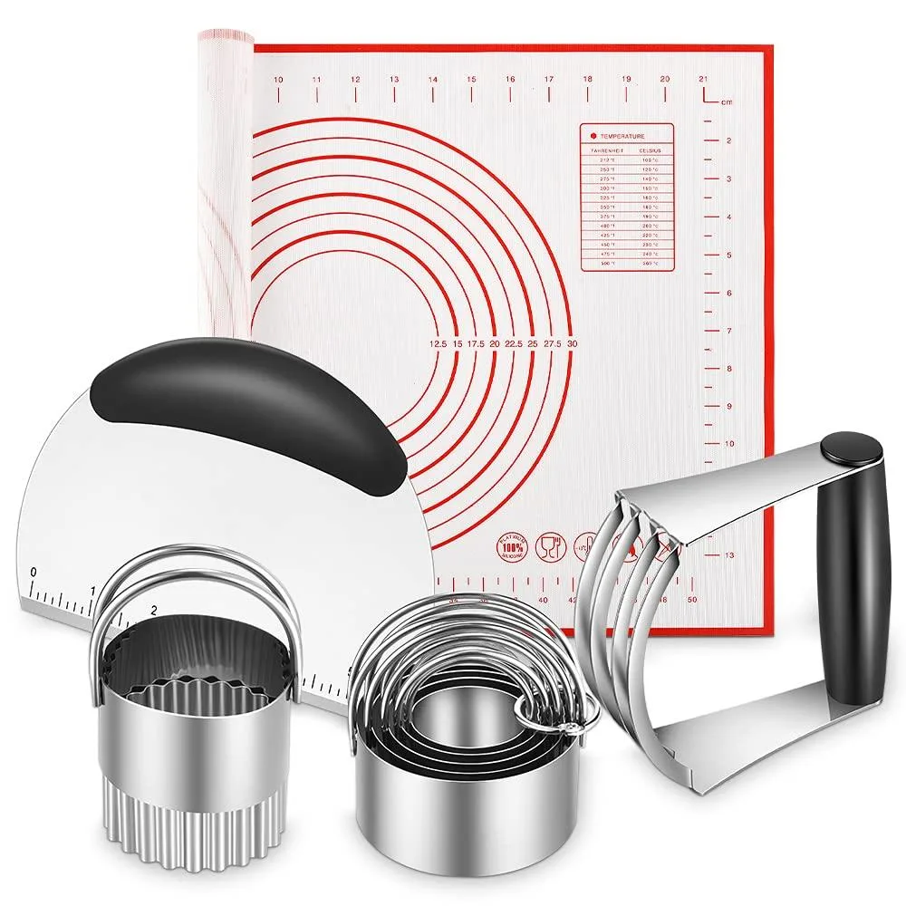 Five-piece baking set with silicone mat, stainless steel blender, cutters and scraper