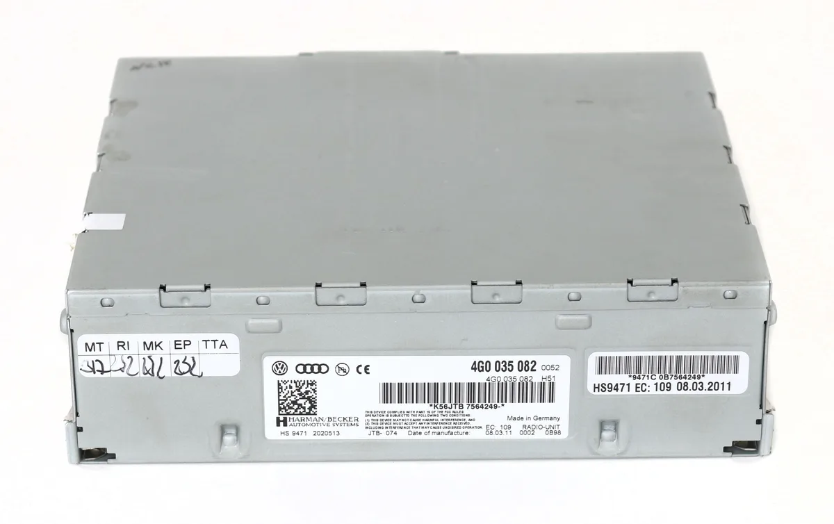 1 Factory Radio 1 Factory Radio 2011 Audi A4 Navigation Receiver 4G0035082 Option 8DY — product photo