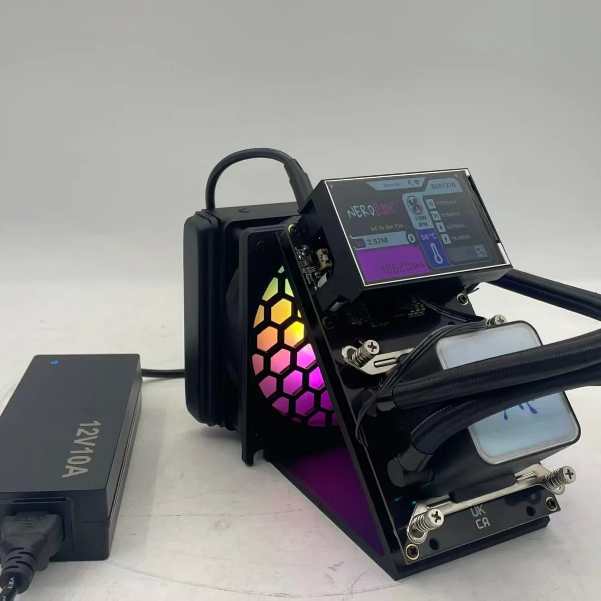 LuckyMiner LuckyMiner NerdQaxe++ 4.8TH/s Bitcoin Miner Water cooling — product photo
