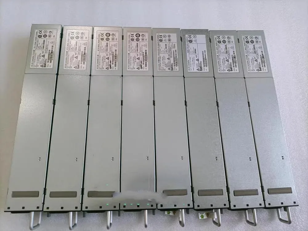 Supersuperuncle Supersuperuncle PFE1100-12-054NA331 12V 5V 1100W server power supply — product photo