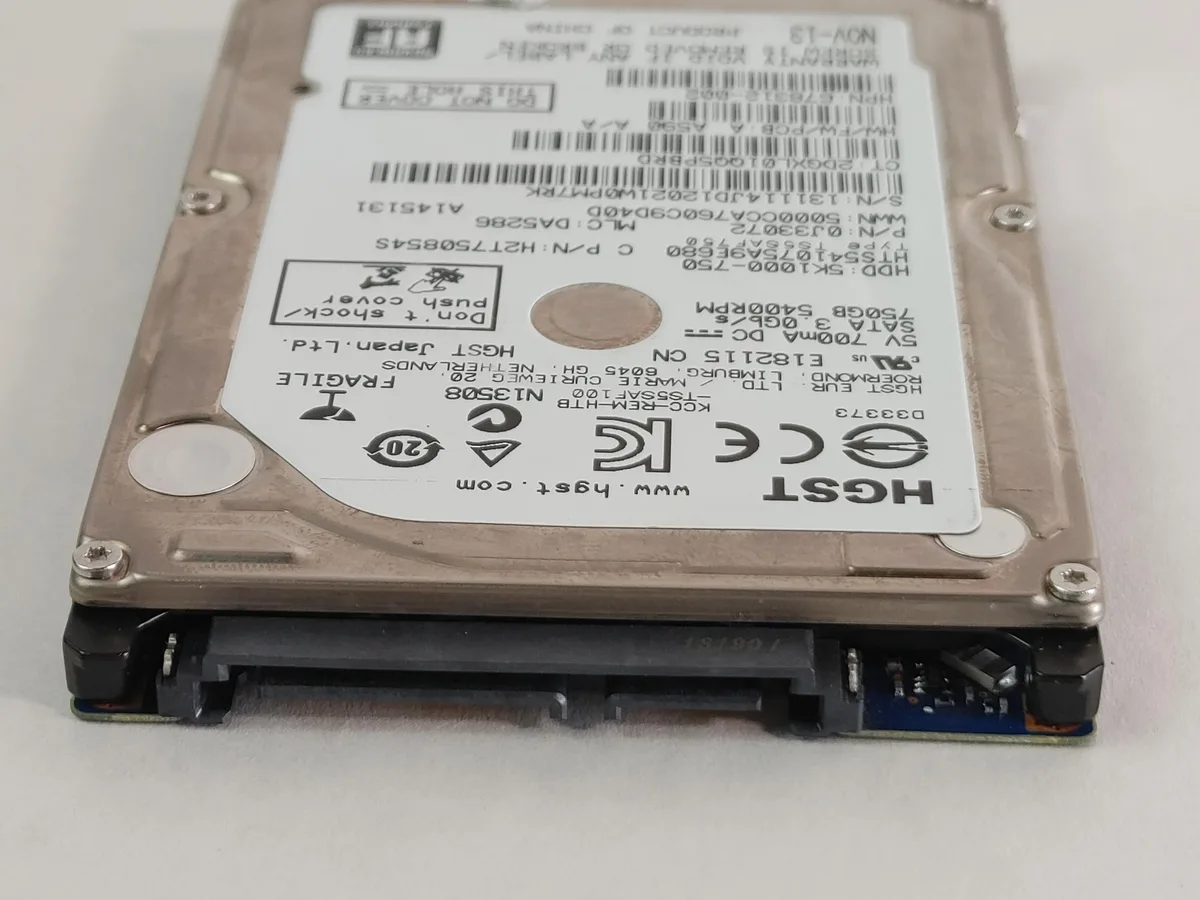 HGST HGST Travelstar 5K1000 HTS541075A9E680 750 GB 2.5" SATA 3.0Gb/s laptop hard drive — product photo