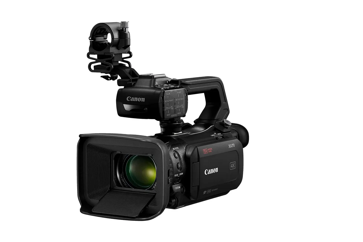 Canon Canon XA70 1.0-inch 4K professional camcorder 15x zoom — product photo