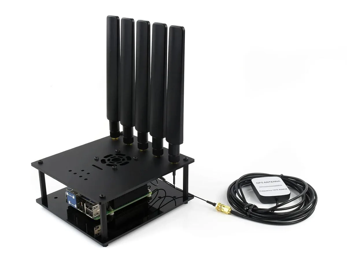 LORDWORLD LORDWORLD SIM8200EA-M2 5G HAT with Antennas development board — product photo
