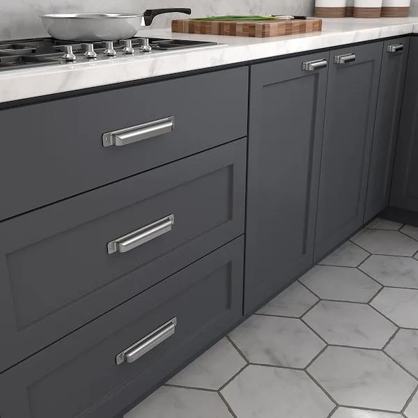 RICHELIEU RICHELIEU Transitional Cup Pull Brushed Nickel 192 mm — product photo