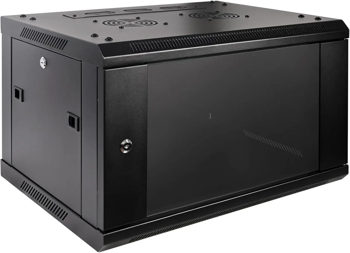 TAURKENAM TAURKENAM 6U Wall Mount Server Rack 2 Fans Brush Panel Black — product photo