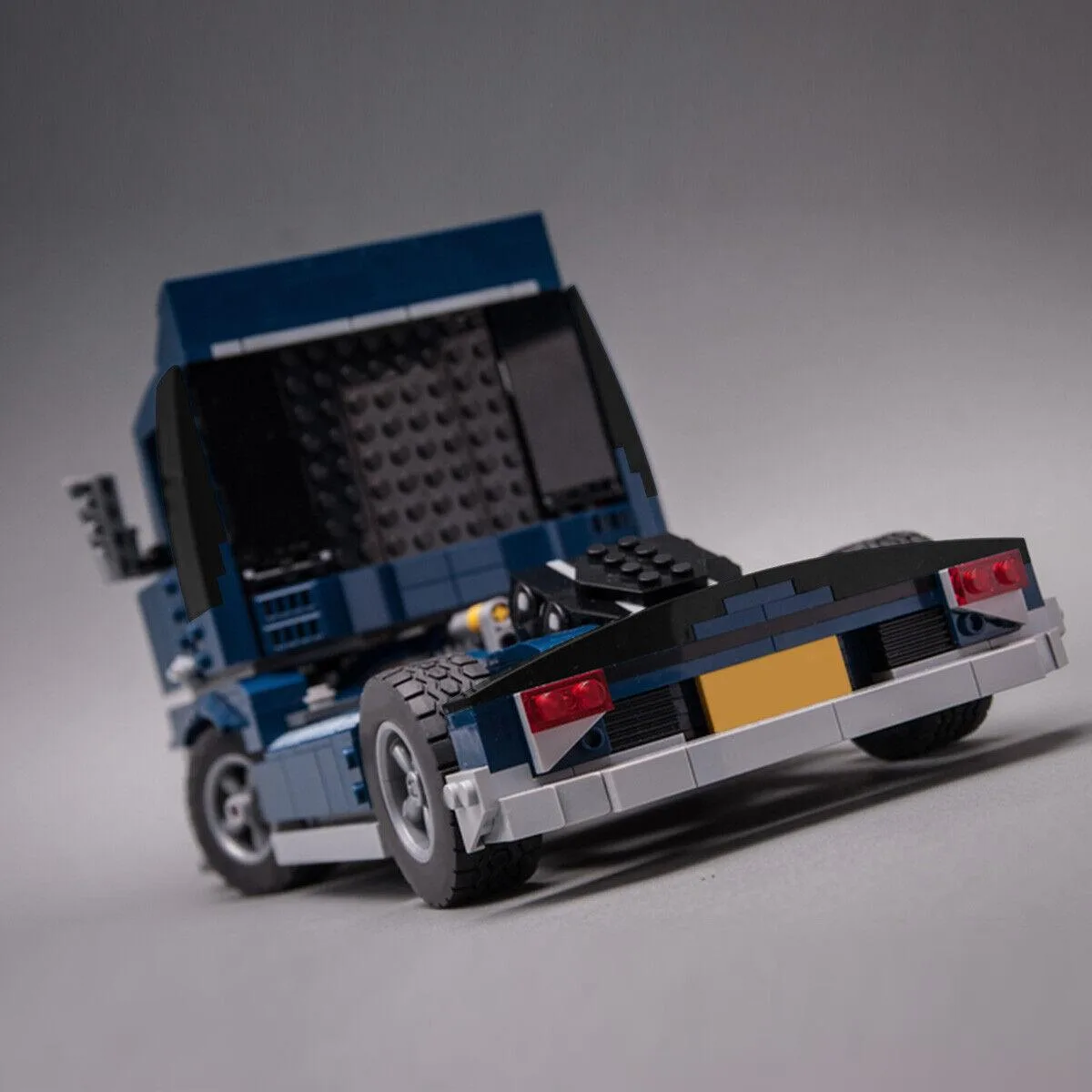 ZITIANYOUBUILD ZITIANYOUBUILD C4912 1025 Parts Truck Dark Blue Version from Set 10265 Alternate Gift educational — product photo