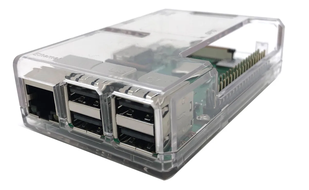 Micro Connectors Micro Connectors Plastic Case for Raspberry Pi 3 B/B+ Clear — product photo