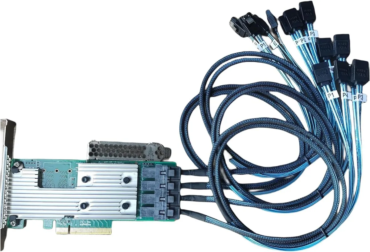LSI LSI SAS9305-16i 16 Port HBA 12Gb/s SAS SATA PCIe 3.0 x8 — product photo