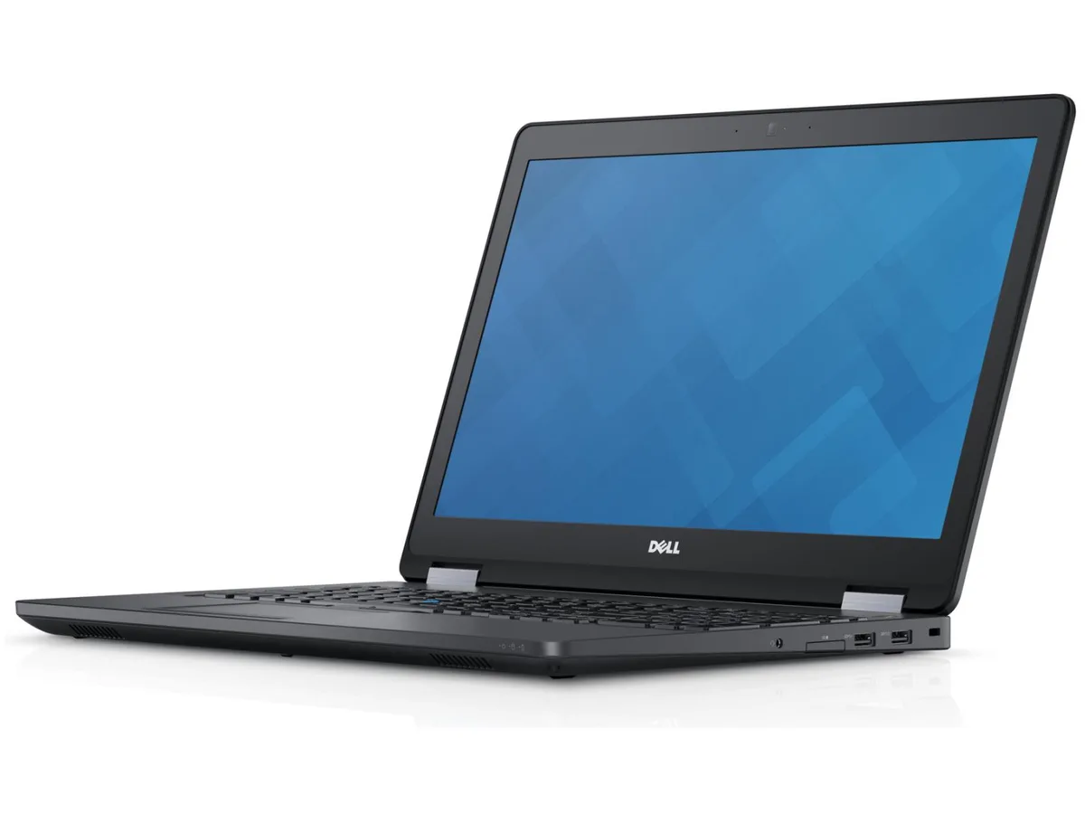 DELL Dell Latitude E5570 15.6" HD+ i7-6600U 8GB 256GB Radeon R7 M360 2GB laptop — product photo