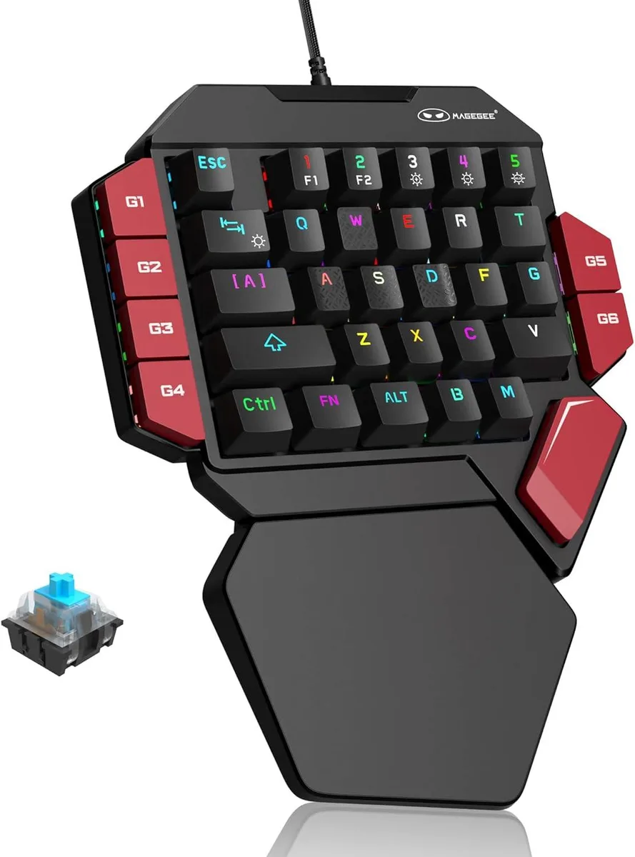 BFKK BFKK One-Handed Gaming Keyboard 35 Keys Blue Switch 6 Macro Keys Black/Red — product photo