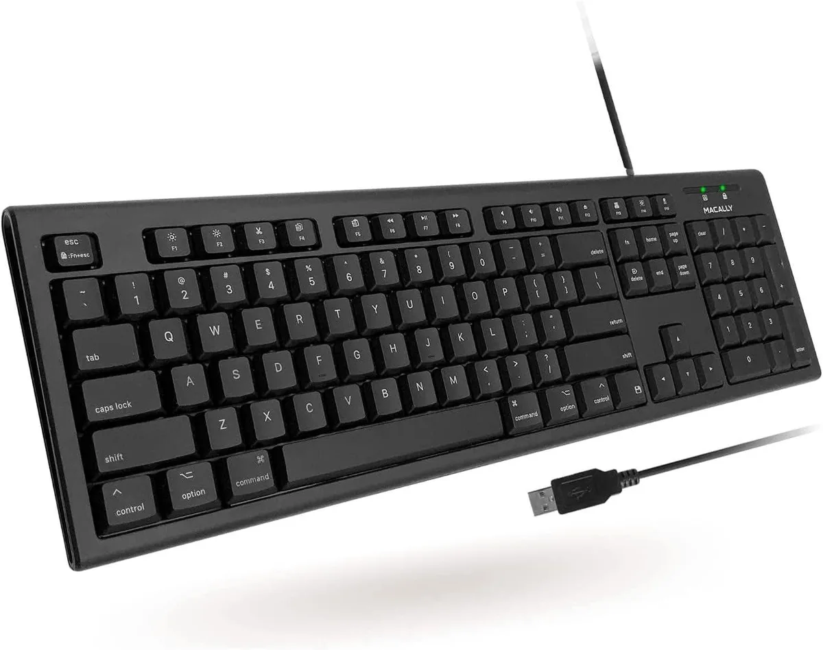 TUKO TUKO Full-Size Wired Gaming Keyboard Black 104 Keys 16 Shortcut Keys — product photo