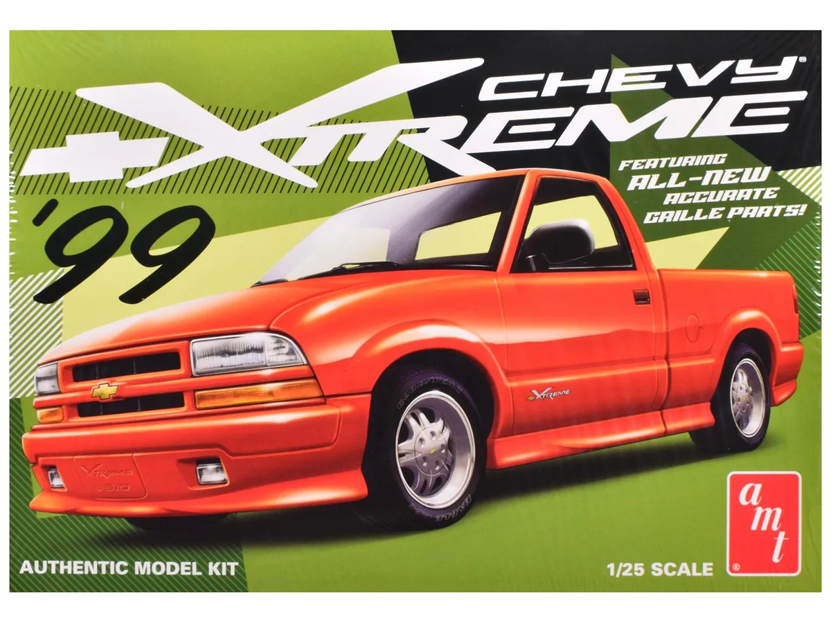 AMT AMT AMT1514 1/25 Scale 1999 Chevrolet S-10 Xtreme Pickup Truck Hobby Collectible — product photo