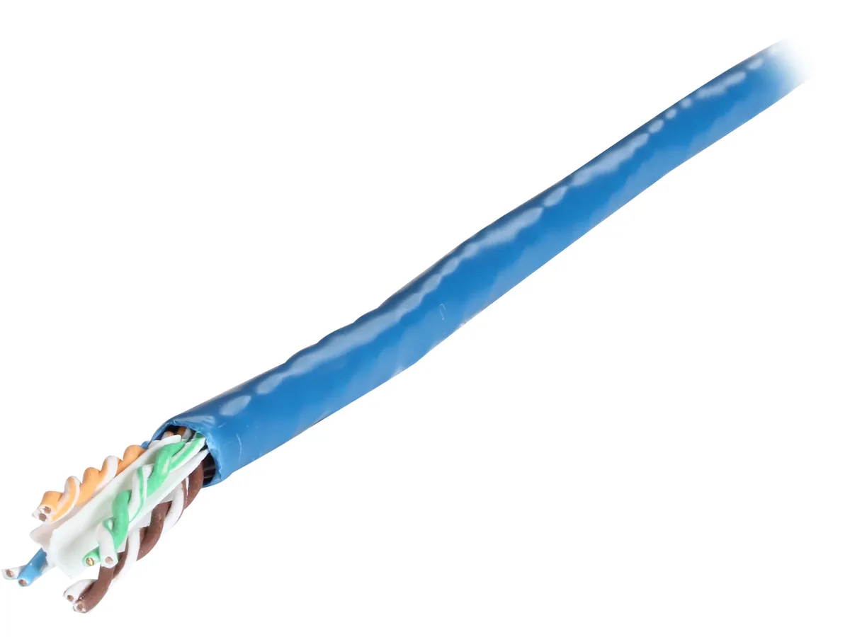 STARTECH STARTECH WIR6CMRBL network ethernet cable Cat 6 500 MHz 1000 ft Blue — product photo
