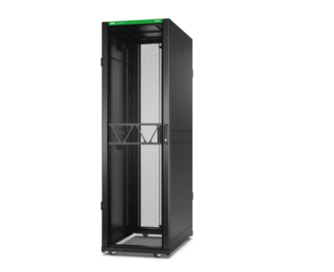 APC APC AR3100B2 NetShelter SX 42U Server Rack 600W x 1070D mm — product photo