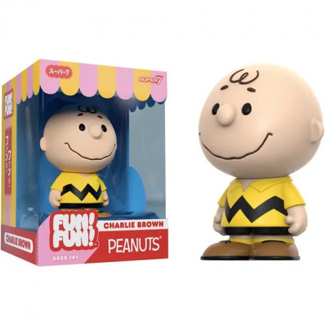 Super7 Super7 FF-PNUT-10727 Charlie Brown Yellow Shirt action figure — product photo